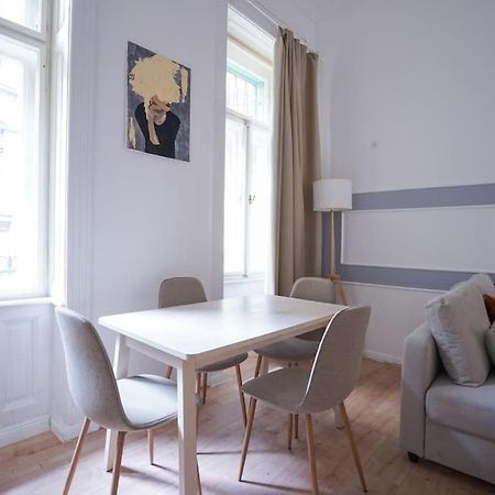 Klauzal ter KL16 Apartment Budapest Bagian luar foto