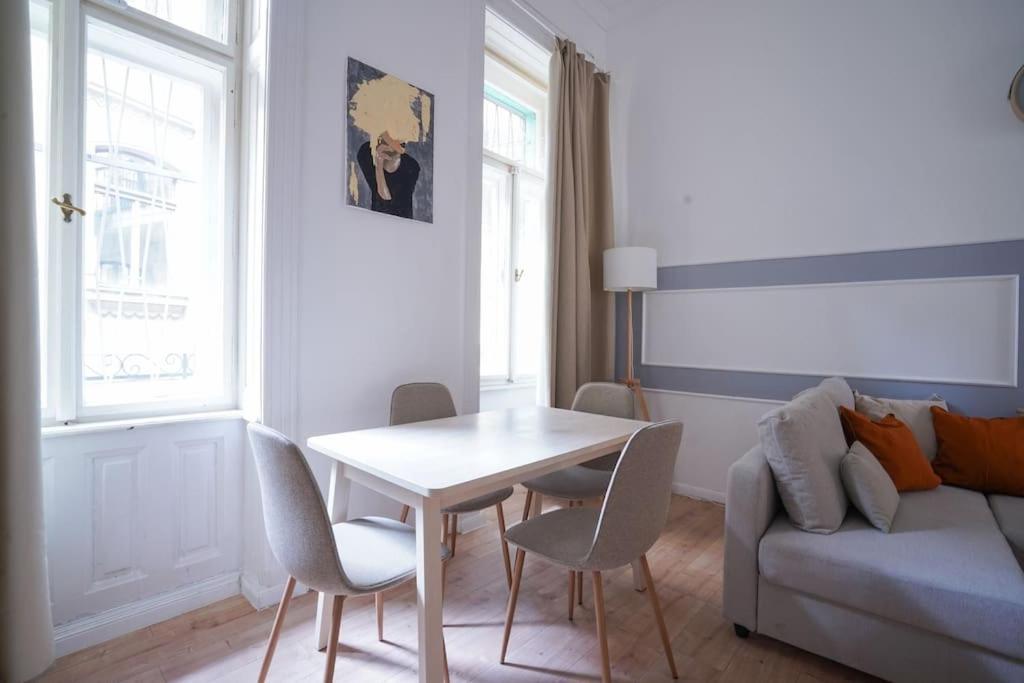 Klauzal ter KL16 Apartment Budapest Bagian luar foto