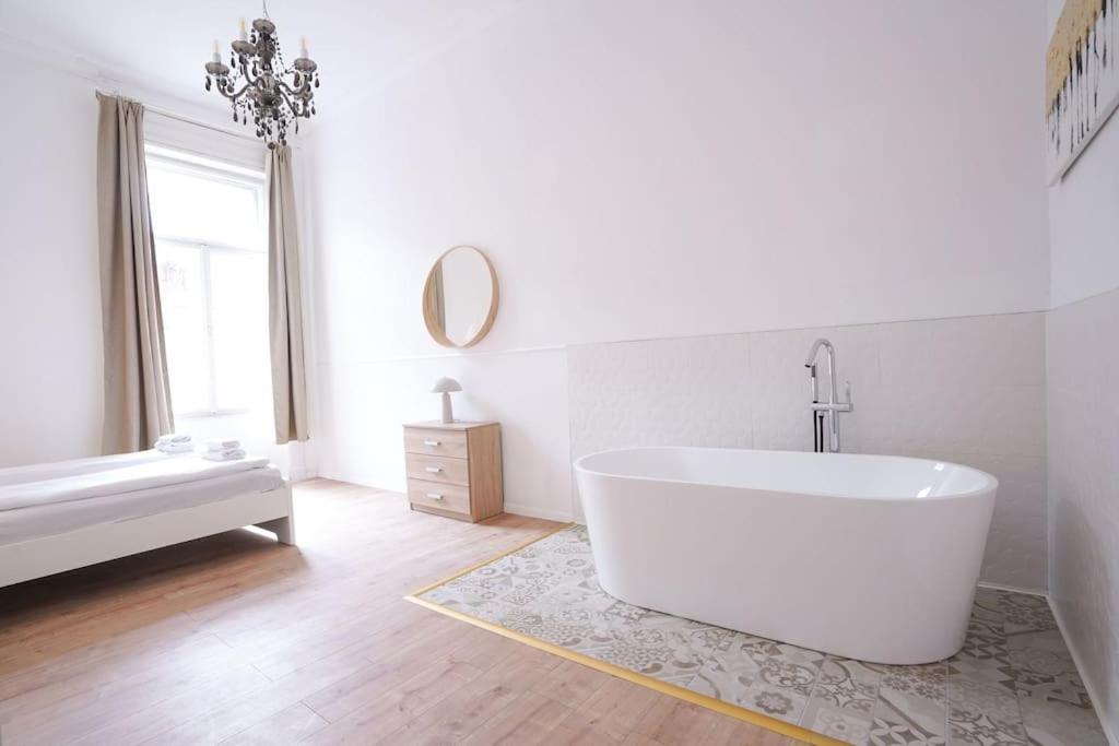 Klauzal ter KL16 Apartment Budapest Bagian luar foto